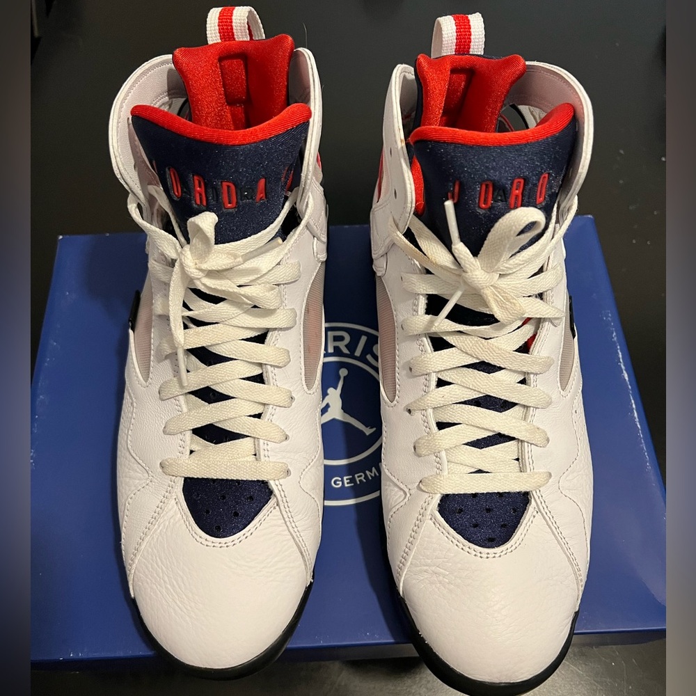 AIR JORDAN 7 RETRO BCFC White University Red